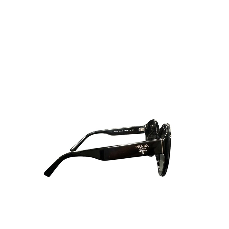 Prada Black Round Sunglasses
Code: SPR01Y
* Some scratches on lenses