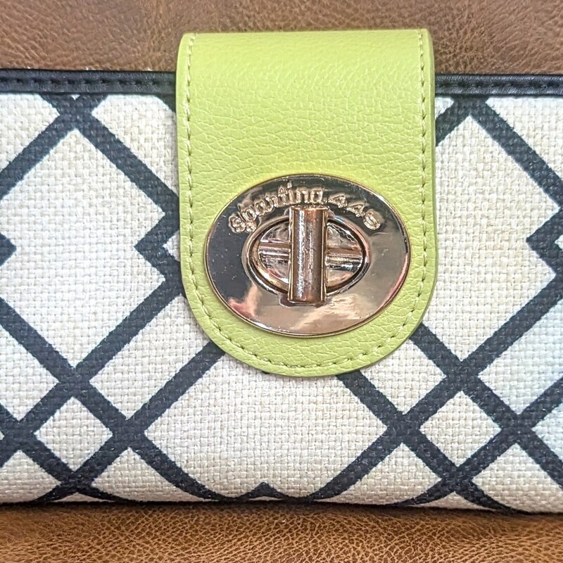 Spartina 449 Turn Lock Wallet
Cream, Black, Green
 Size: 7x4H