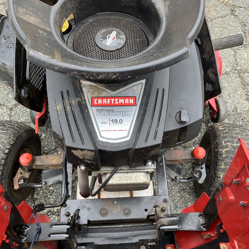 Riding Lawnmower, Craftsman T2200
42in deck 19HP

********NO SHIPPING -- SHIPPING FEE SHOWN IS FOR LOCAL DELIVERY ONLY**********