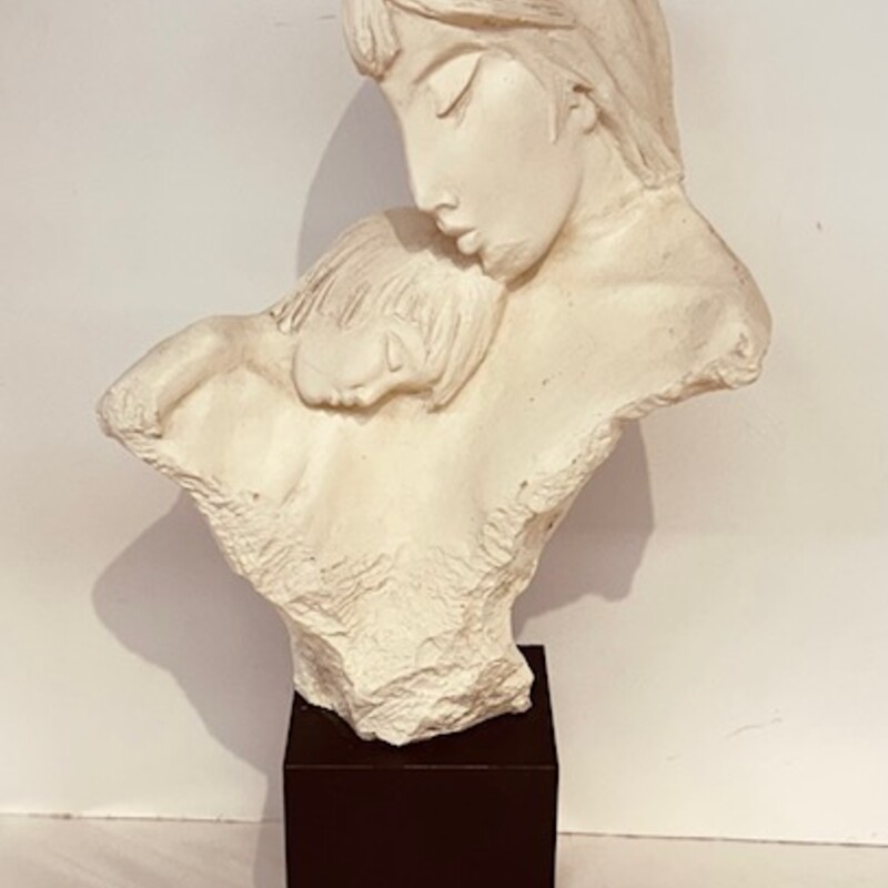 Austin Productions Mother and Child Sculpture
White Black
Size: 9x17.5H