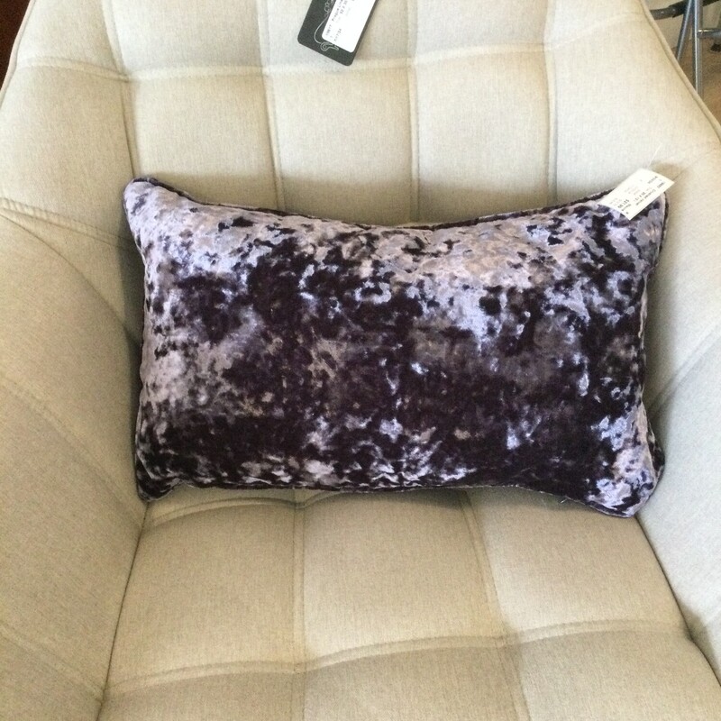 Crushed Velvet,
Mauve,
Size: 20 X 12 In