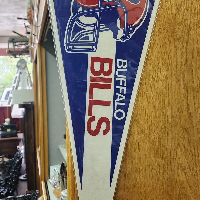 Buffalo Bills Pennant, R W B, Size: 29 In
Several Vintage Bills Pennants Available!
Contact store for shipping :)