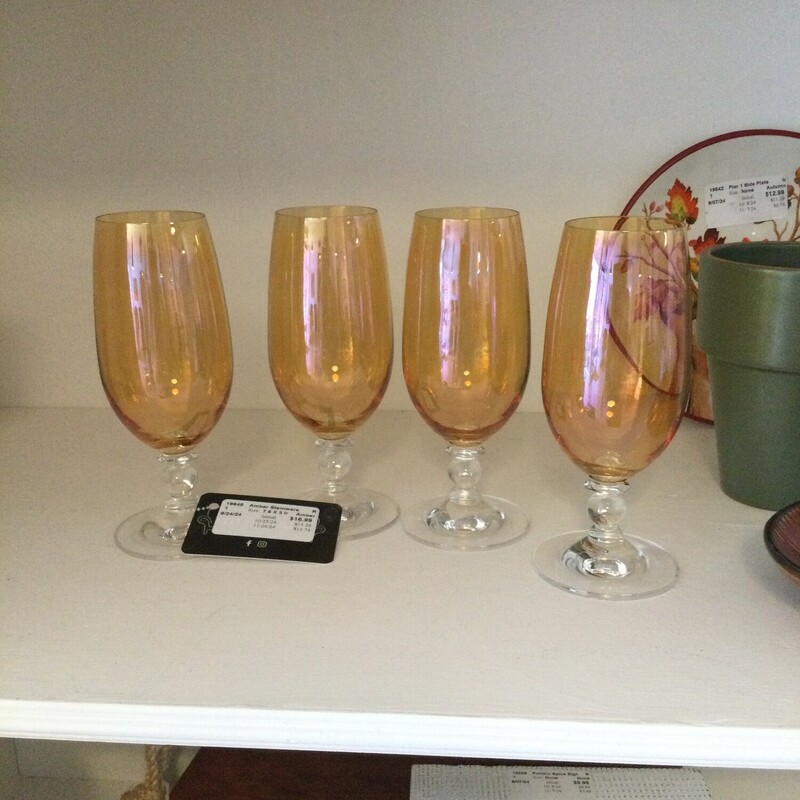 Amber Stemware,
Amber,
Size: 7.5 X 3 In