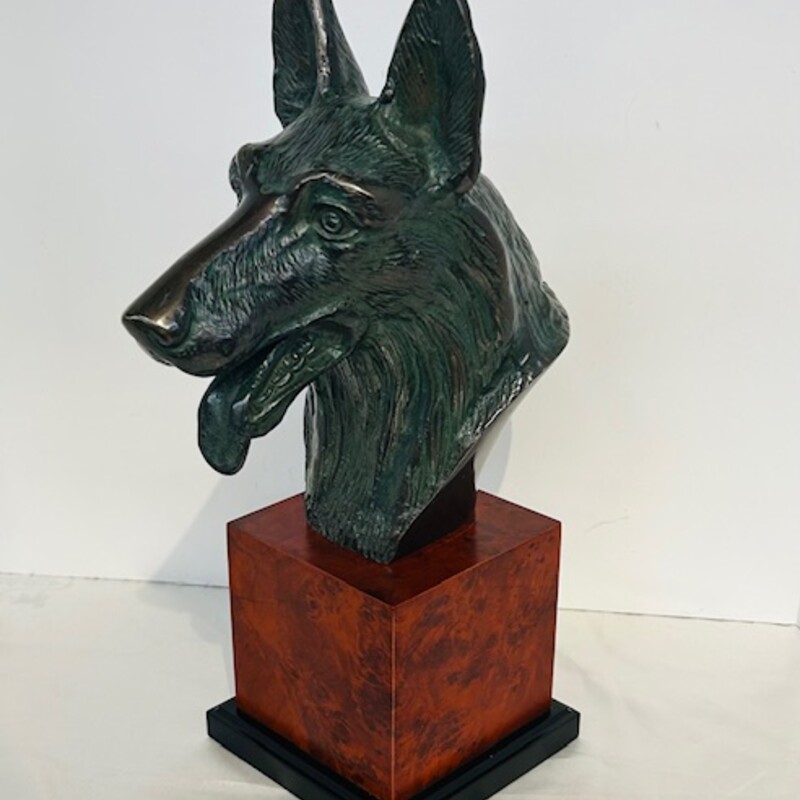 Gatco German Shepherd Head Statue
Brown Black
Size: 5.5x14.5H