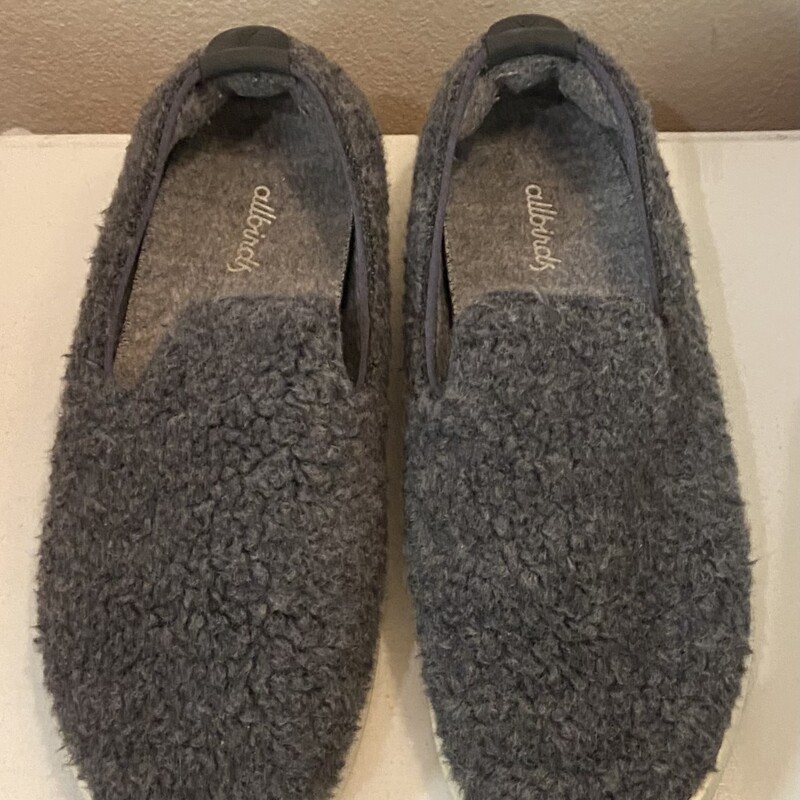 Gry Wool Slip On Sneaker<br />
Grey<br />
Size: 7 R $105