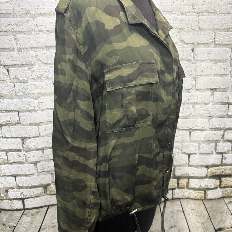 Rails, Camo, Size: Large