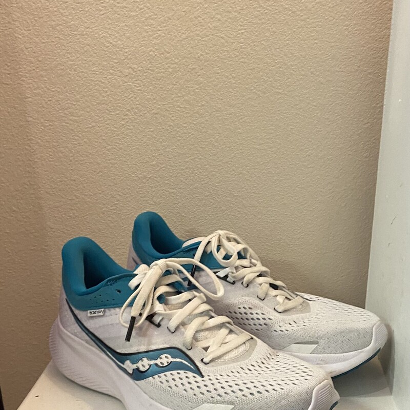 Wht/teal Running Shoe