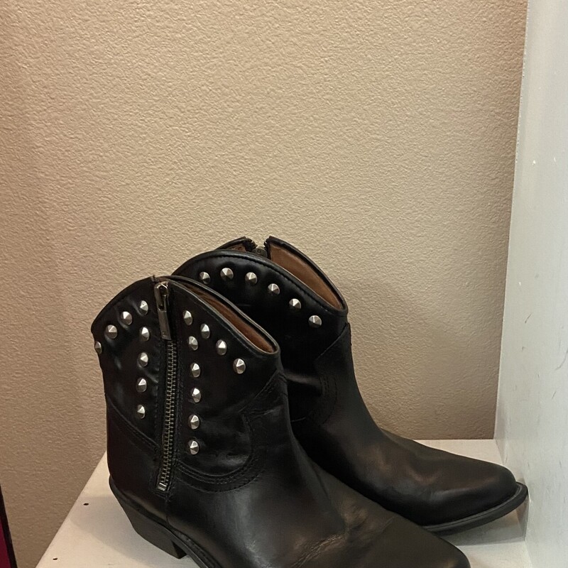 Blk Lther Stud Ankle Boot