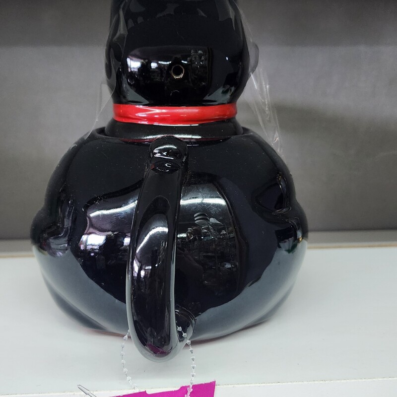 Vtg Cat Tea Pot, Black, Size: W/Lid<br />
Lots of other Black Cat pieces available!