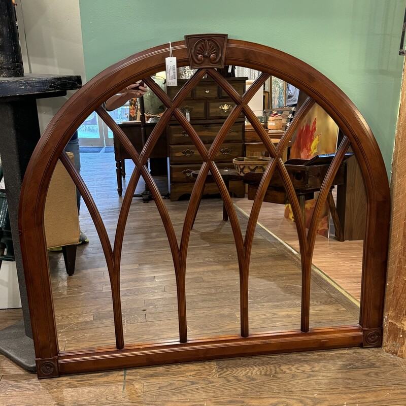 Arched Wall Mirror
47x42