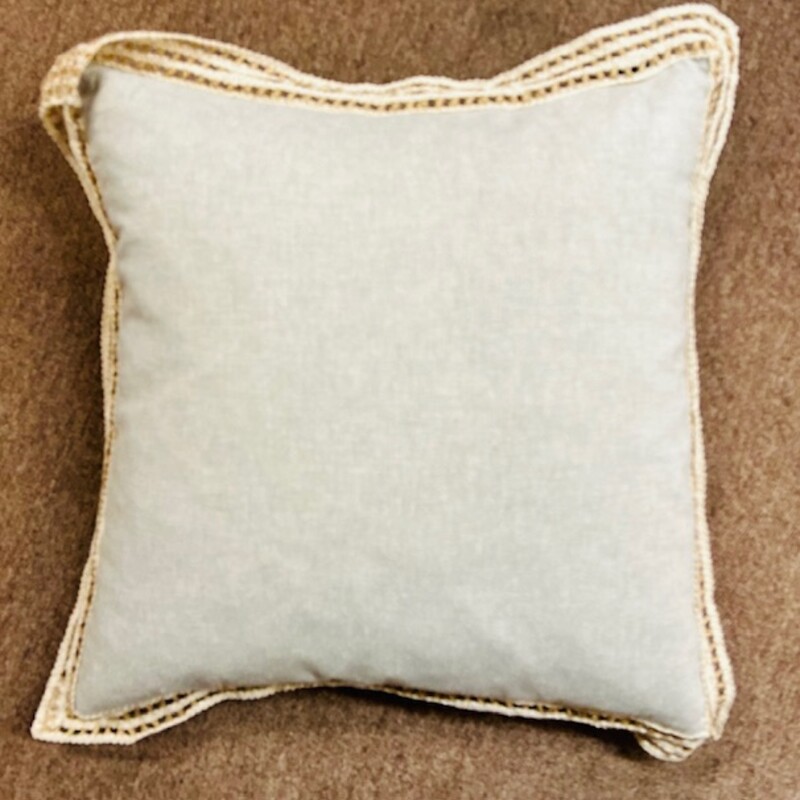 Newport Woven Loop Border Pillow
Gray and Tan
Size: 22x22H