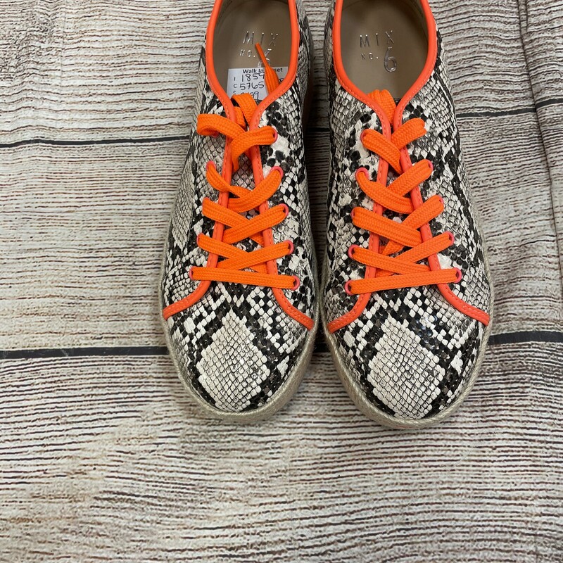 Snake skin print with neon orange trim platform bottoms size 9.