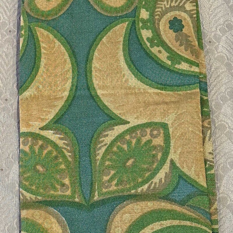 Green/Yellow Linen Towel