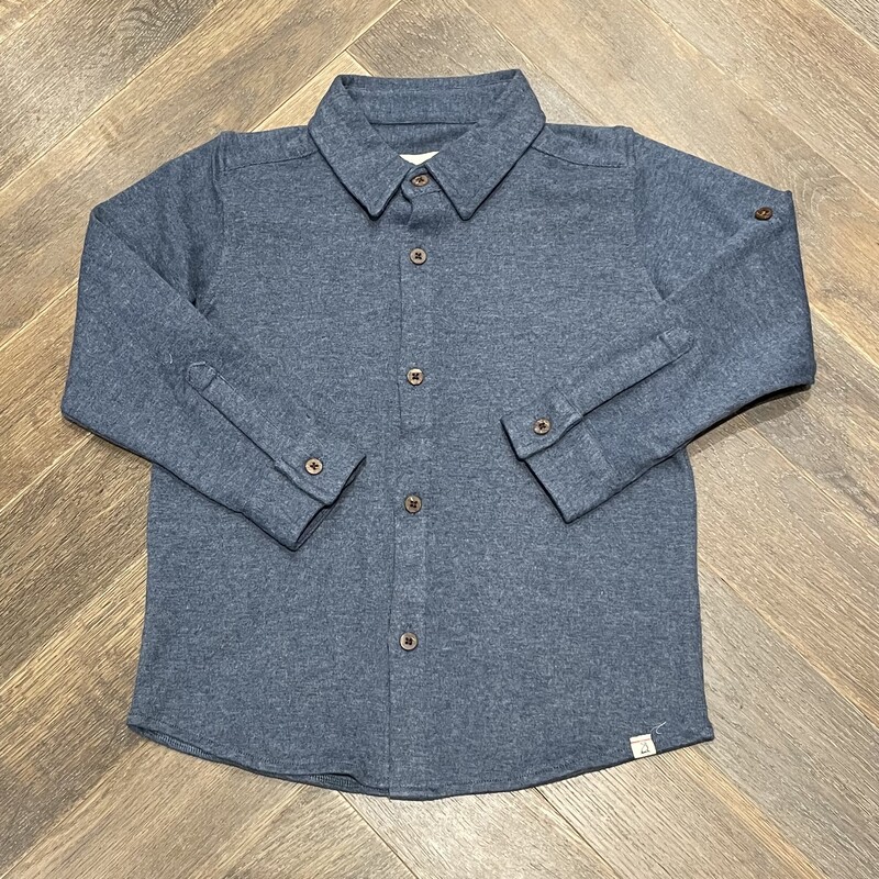 Me & Henry Stretch Button Up Top, Blue,
Size: 5-6Y

Super Soft
New Sample!