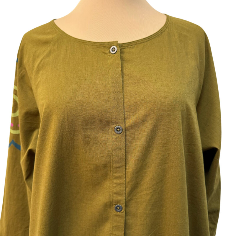 Gudrun Sjödén Dress<br />
Organic Cotton & Linen<br />
Painted Floral Design Accents<br />
One Large Front Pocket<br />
Color:  Olive with touches of Teal, Lime and Fuschia<br />
Size: Large