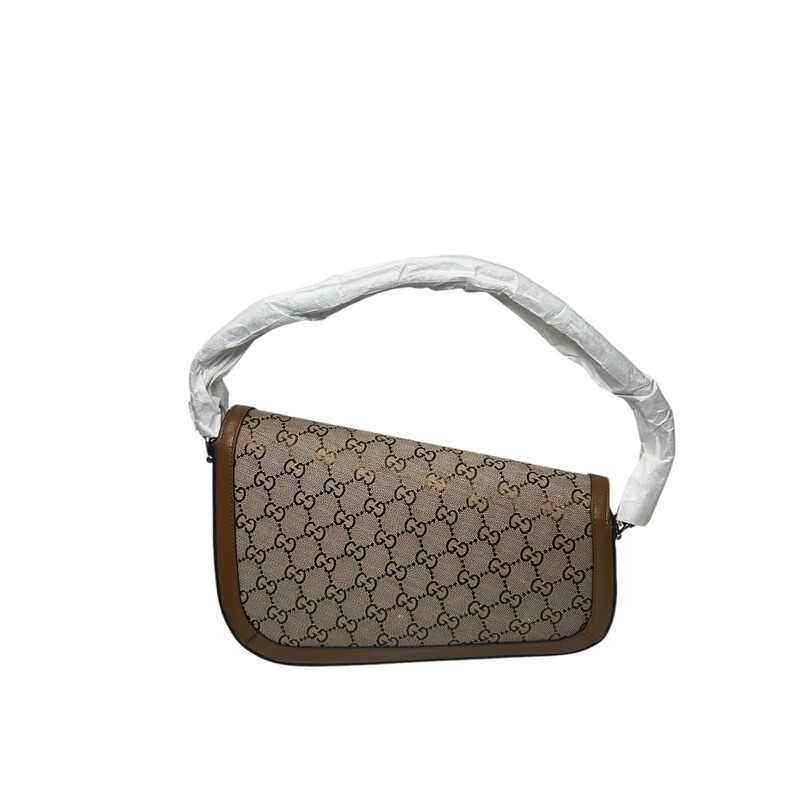 Gucc Horsebit 1955 Asymmetric Shoulder Bag<br />
 Beige Brown Sugar<br />
Gucci GG monogram fabric. The bag features a front flap with a silver horse-bit detail, and adjustable leather handle. The bag opens to a beige fabric interior with a zipper pocket.<br />
Style Code: 764155. 520981<br />
Dimensions:<br />
Base length: 10.25 in<br />
Height: 7 in<br />
Width: 3 in<br />
Drop: 7.25 in<br />
<br />
Comes with dust bag and bag.