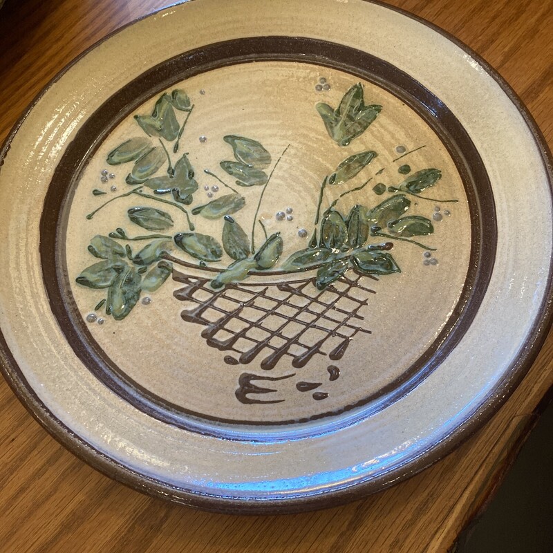 Slip Trail Pottery Plate

Size: 10W