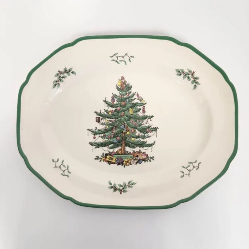 Spode Christmas Tree Oval Serving Platter
Xmas colors Size: 15 x 12W