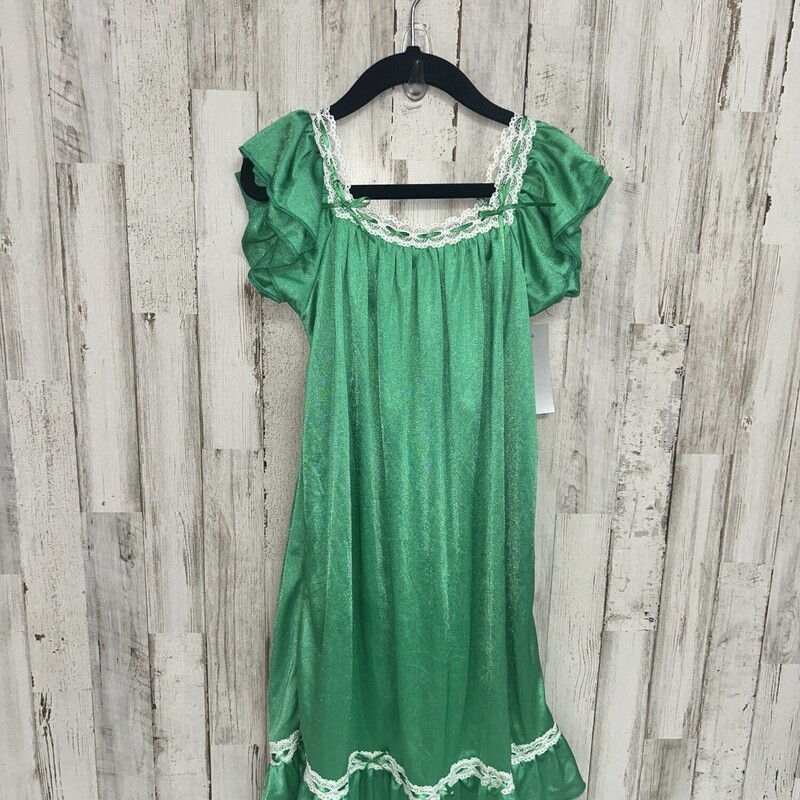 3/4 Green Lace Trim Gown