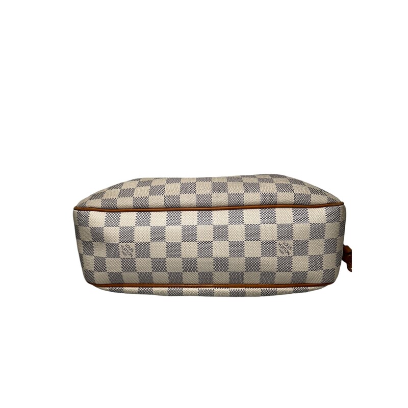 Louis Vuitton Siracusa, Azur, Size: PM<br />
LOUIS VUITTON Damier Azur Siracusa PM. This stylish shoulder bag is crafted of Louis Vuitton damier azur blue and white checkered canvas with a distinctive pleated structure design. It features an adjustable signature vachetta cowhide leather shoulder strap and polished brass hardware and buckle. The polished brass top zipper opens to a beige fabric interior with pockets.<br />
Dimensions:<br />
 Length: 12 in<br />
Height: 8.5 in<br />
Width: 4 in<br />
Drop: 18 in<br />
<br />
Date Code: MI4190<br />
*Some water marks on leather