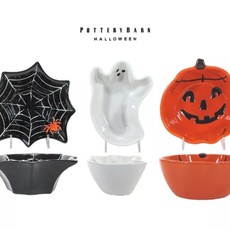 Set of 3 Pottery Barn Halloween Candy Dishes
Black Orangr White Size: 5.5 x 2.5H
Original box included