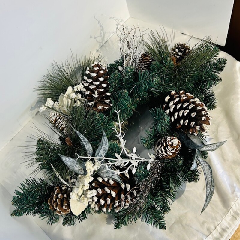 Winter Pinecone Wreath
Green Brown White Size: 15 x 20H