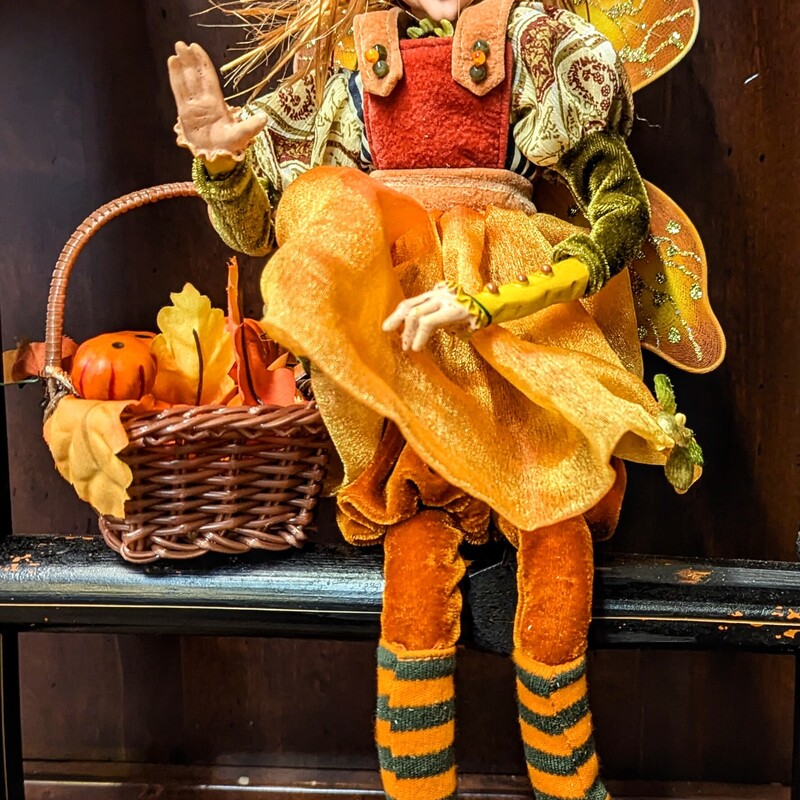 Winward Pumpkin Fairy Sitting Doll
Orange Green Red Yellow Brown Size: 9 x 16H