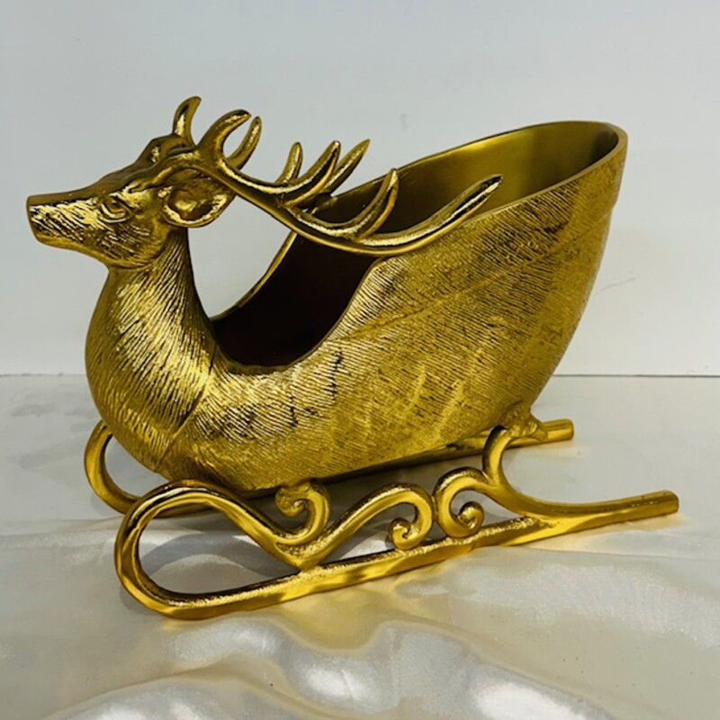 Reindeer Sleigh Holder
Indian Brass
Size: 10x5x8H
Retail $50+