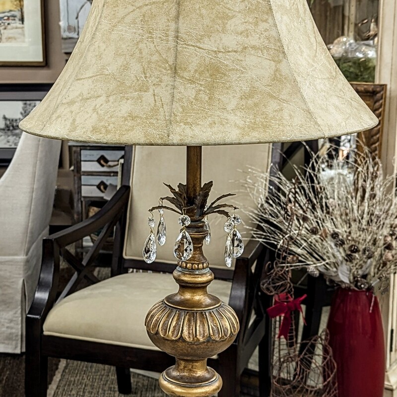 Dangle Jewels Ornate Lamp
Gold Tan Clear
Size: 17x30H