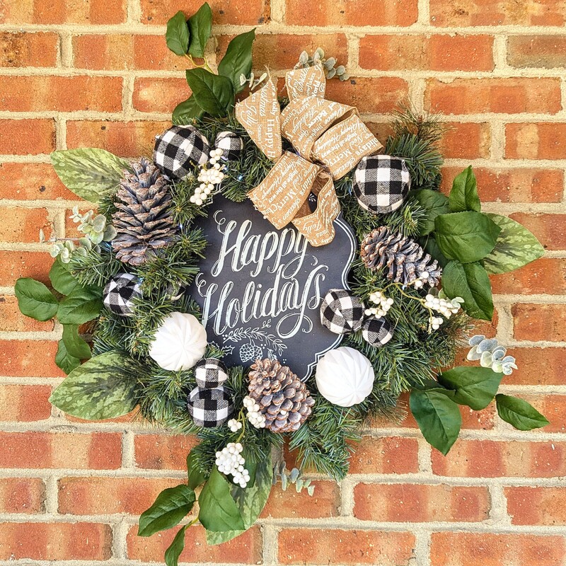 Happy Holidays Wreath
Green, White, Black
Size: 25 Diameter