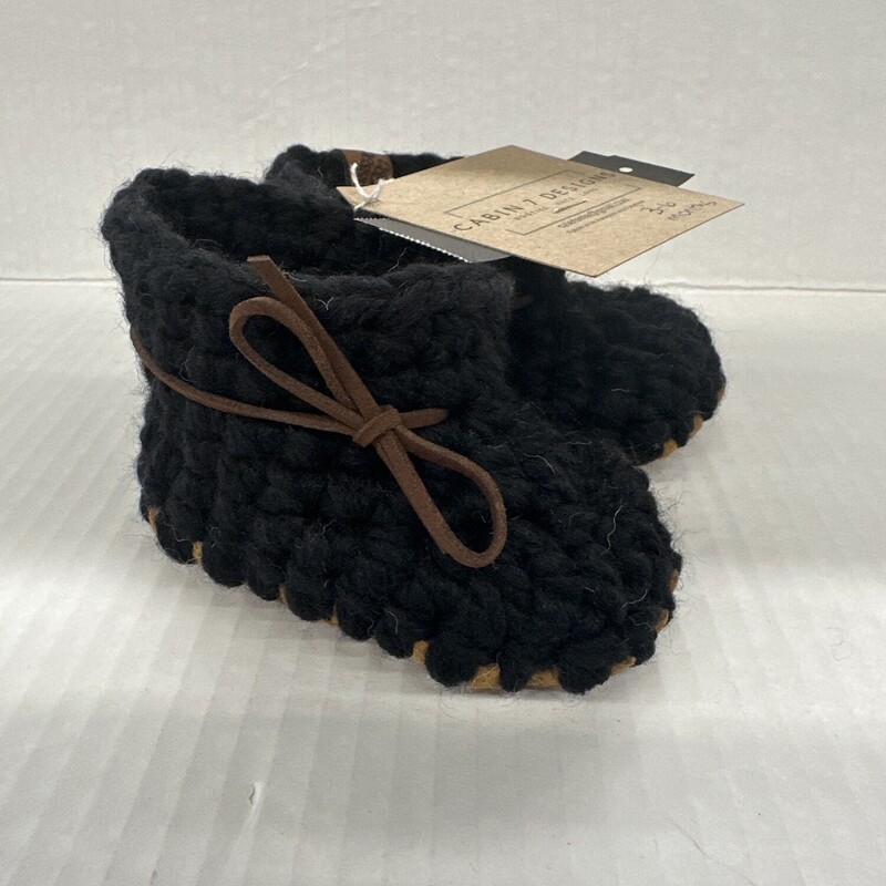 By Susanne, Size: Booties, Item: 3-6m