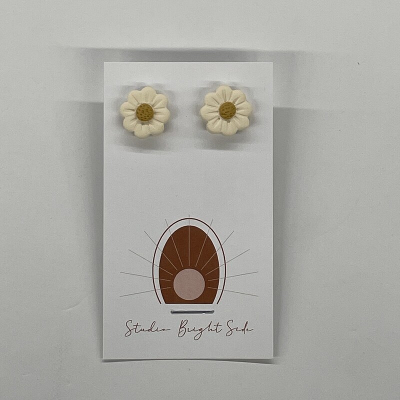 By Emma, Size: Studs, Item: Flower