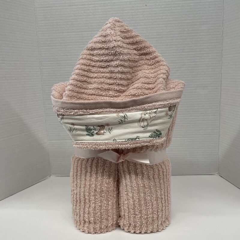 By Julia, Size: Towel, Item: Hooded