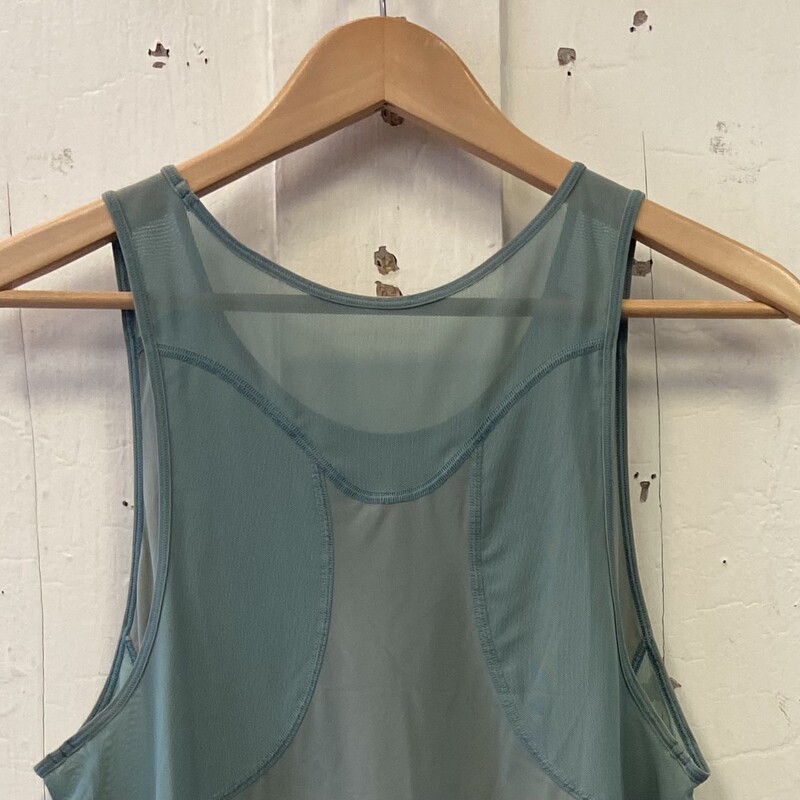 Sage Mesh Tank<br />
Sage<br />
Size: 10