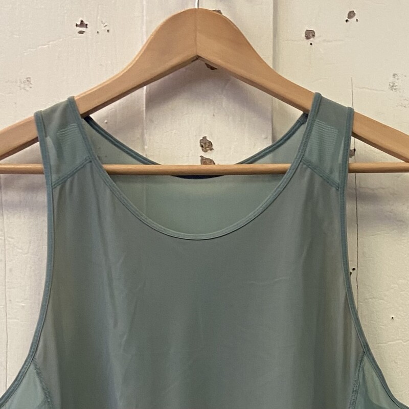 Sage Mesh Tank<br />
Sage<br />
Size: 10