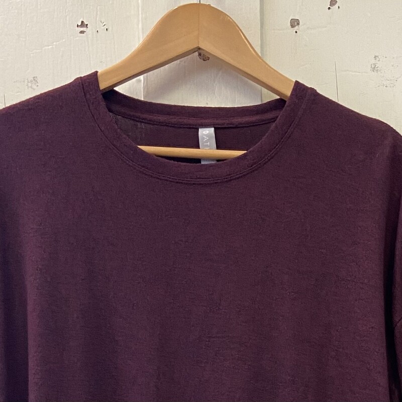 Maroon Heather LS<br />
Maroon<br />
Size: Medium