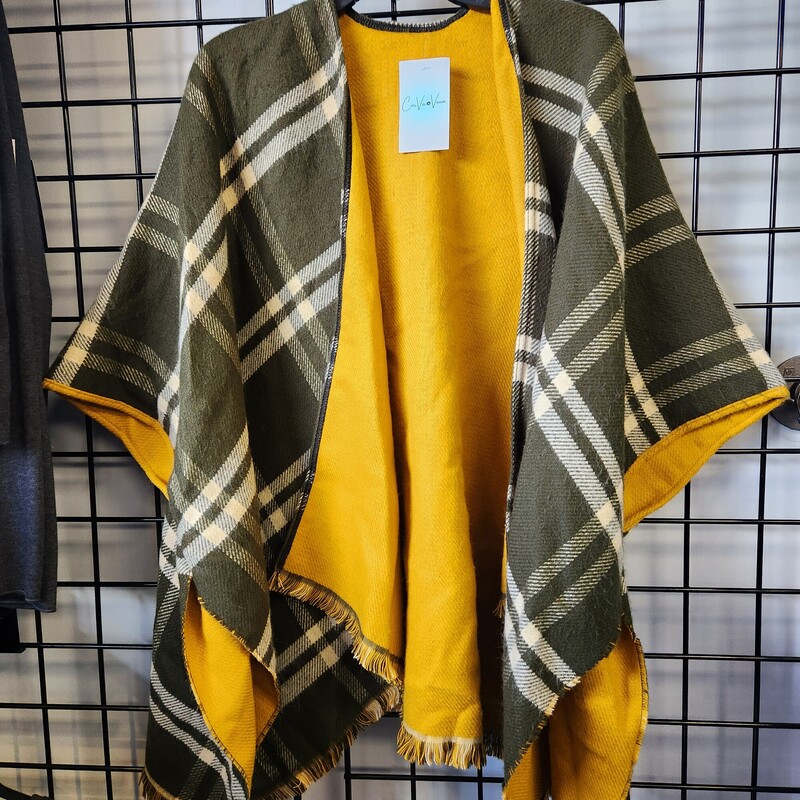 Green/ Yellow Poncho, Plaid, Size: OS