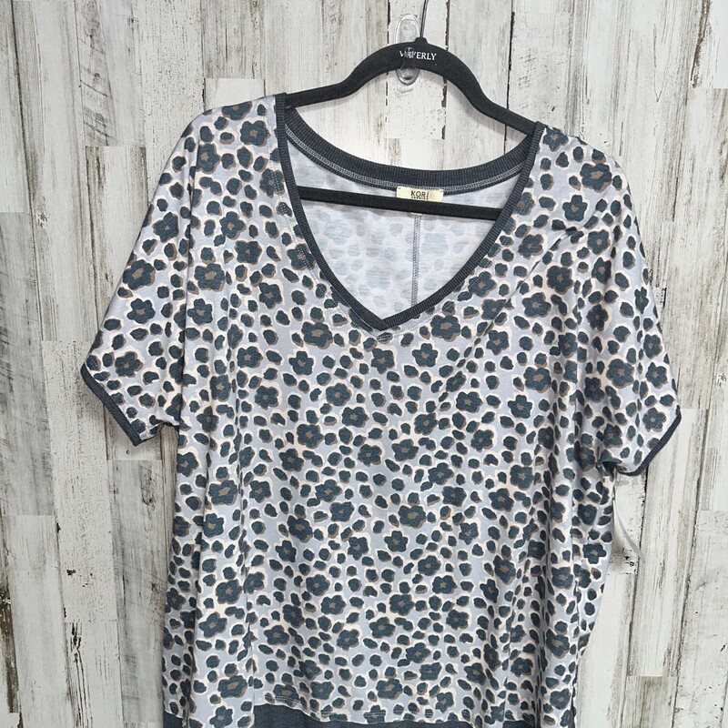 L Grey Leopard Print Top