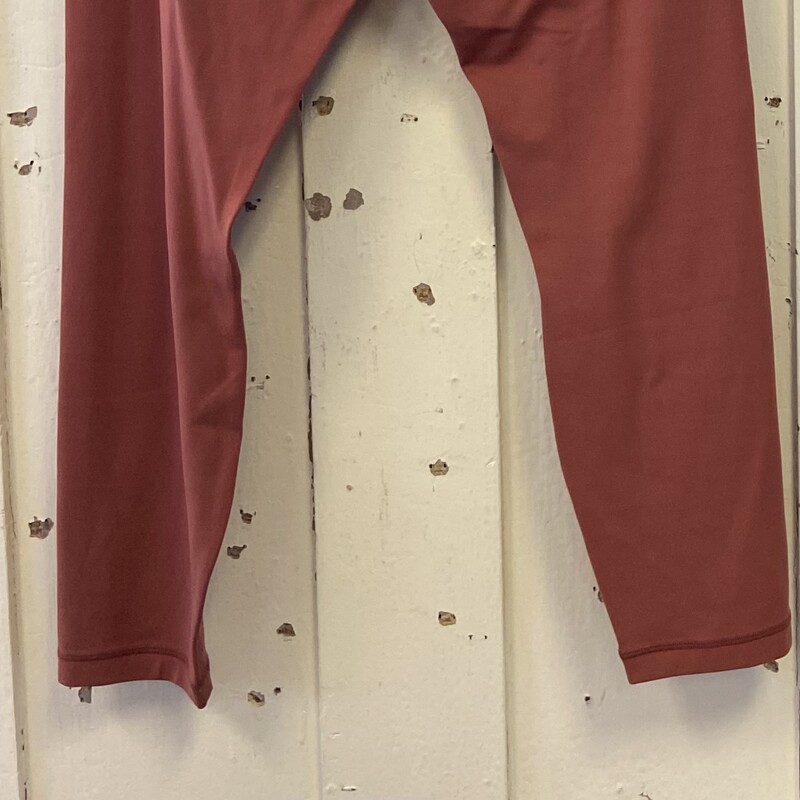 NWT Terracotta Leggings<br />
Terracot<br />
Size: 12 R $98