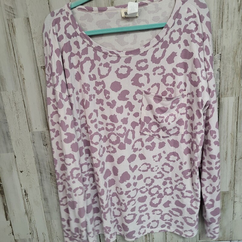 M Purple Leopard Pocket T, Pueple, Size: Ladies M