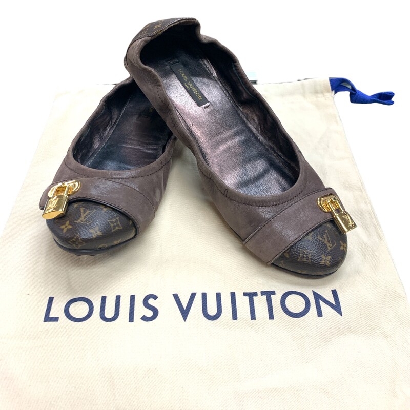 Louis Vuitton Ballet Shoe, Brown, Size: 9