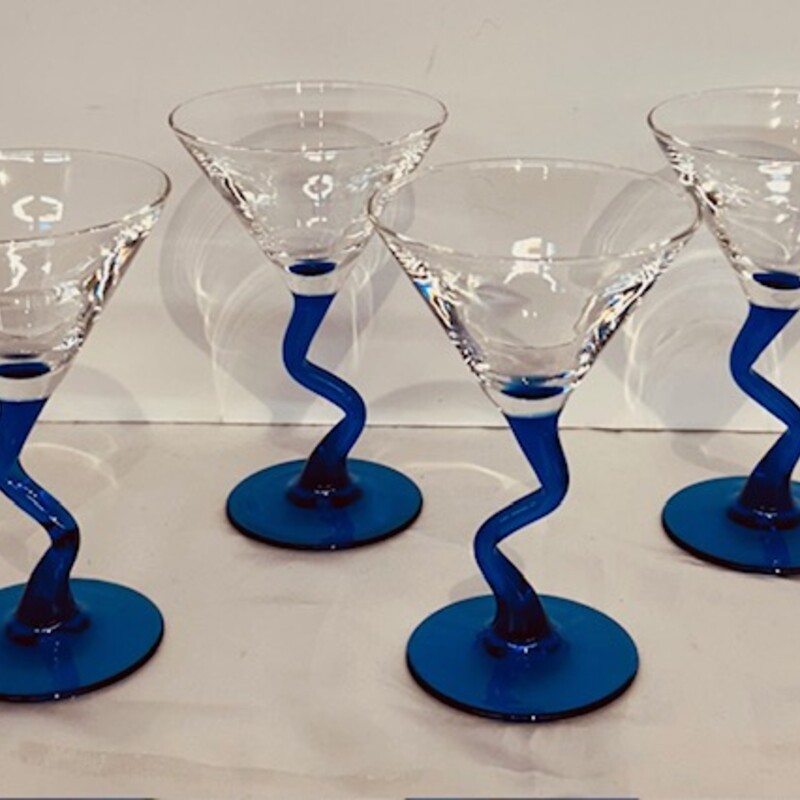 Set of 4 Crooked Stemmed Mini Martini Glasses
Blue Clear
Size: 3 x 5H