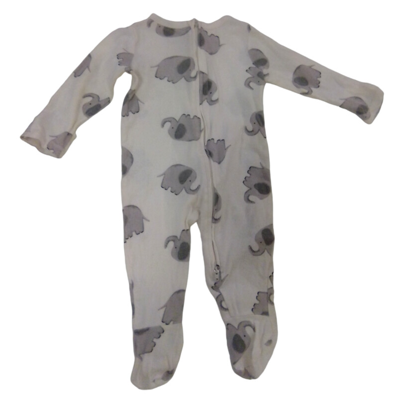 Sleeper:Elephants, Boy, Size: 6/9M

Located at Pipsqueak Resale Boutique inside the Vancouver Mall, Suite 230, (upstairs between Round 1 and Golds Gym) or online at:

#resalerocks #pipsqueakresale #vancouverwa #portland #reusereducerecycle #fashiononabudget #chooseused #consignment #savemoney #shoplocal #weship #keepusopen #shoplocalonline #resale #resaleboutique #mommyandme #minime #fashion #reseller

All items are photographed prior to being steamed. Cross posted, items are located at #PipsqueakResaleBoutique, payments accepted: cash, paypal & credit cards. Any flaws will be described in the comments. More pictures available with link above. Local pick up available at the #VancouverMall, tax will be added (not included in price), shipping available (not included in price, *Clothing, shoes, books & DVDs for $6.99; please contact regarding shipment of toys or other larger items), item can be placed on hold with communication, message with any questions. Join Pipsqueak Resale - Online to see all the new items! Follow us on IG @pipsqueakresale & Thanks for looking! Due to the nature of consignment, any known flaws will be described; ALL SHIPPED SALES ARE FINAL. All items are currently located inside Pipsqueak Resale Boutique as a store front items purchased on location before items are prepared for shipment will be refunded.