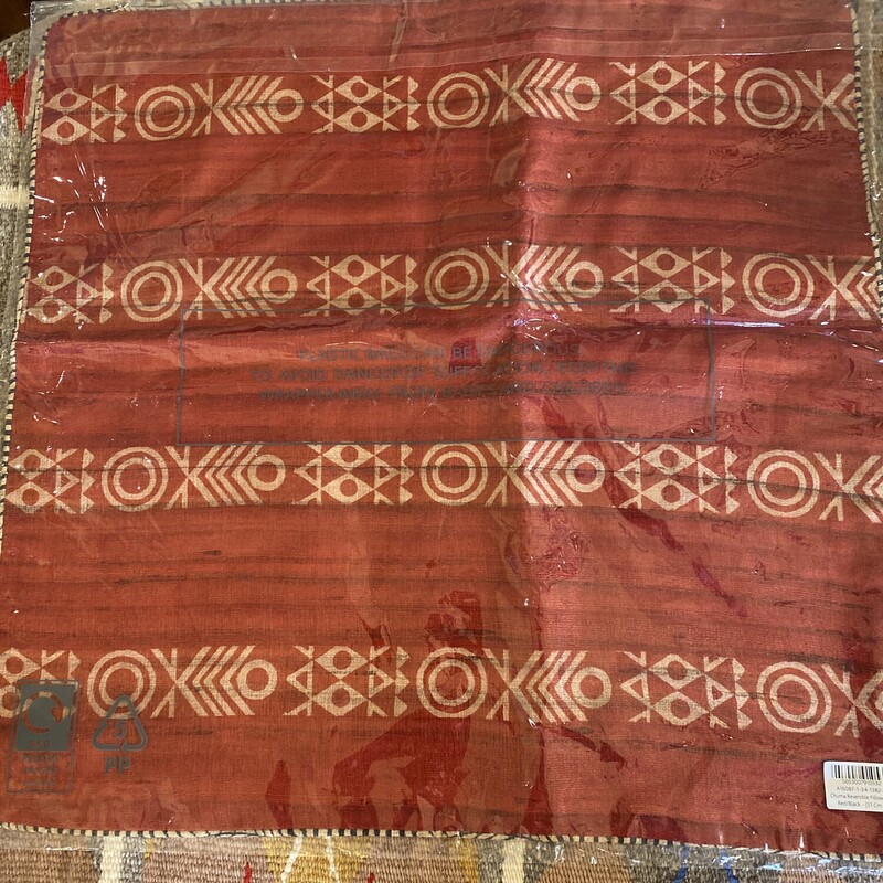 Oka Chuma Reversible<br />
<br />
Size: 20x20