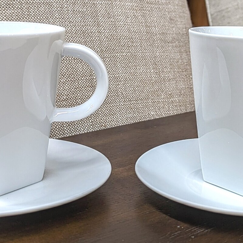 Set of 2 Nespresso Pure Mugs with Saucers
White Size: 5 x 4.5H
Original box included