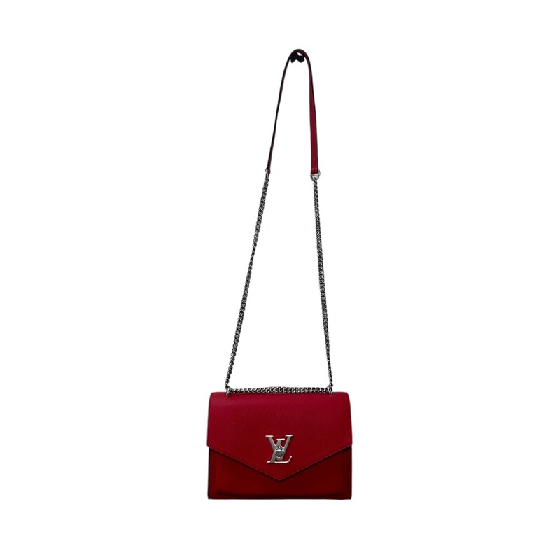 Louis Vuitton Mylockme BB Red<br />
<br />
Dimensions:<br />
Base length: 8.75 in<br />
Height: 6.5 in<br />
Width: 3.25 in<br />
Drop: 21.25 in<br />
<br />
Date Code: FL2138