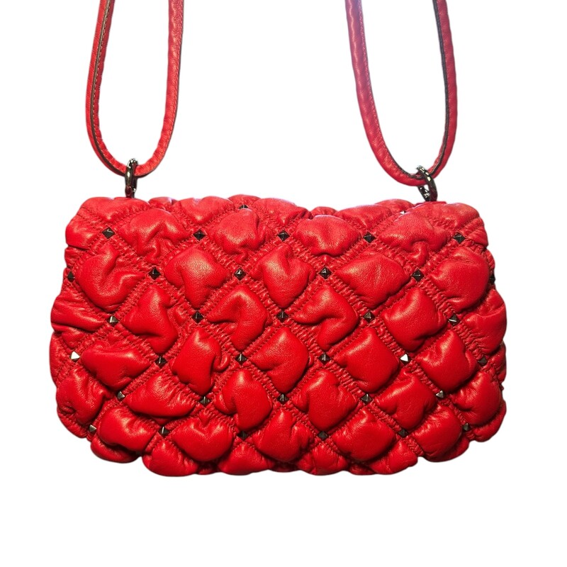 Valentino Spikeme
 Red
Size: Small
Detachable Strap
11W x 7H x 3D