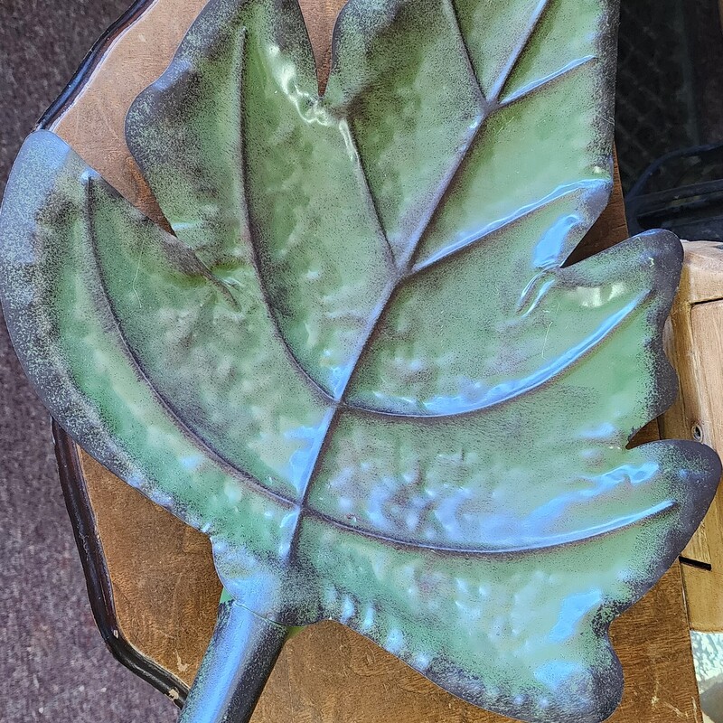 Metal Leaf Tray