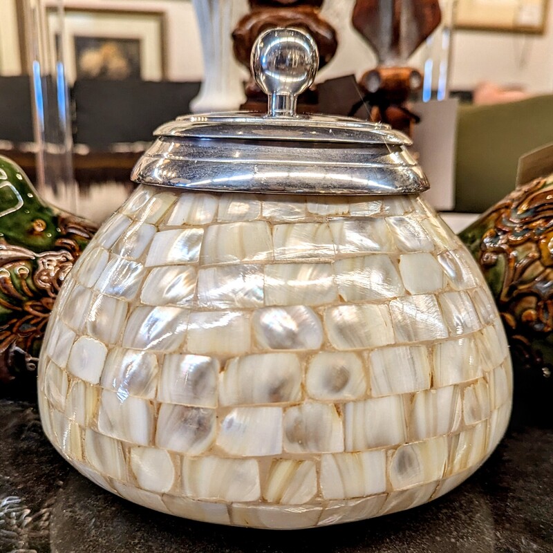 Capiz Mother Of Pearl Jar With Metal Lid
Silver White Cream Size: 7 x 6.5H