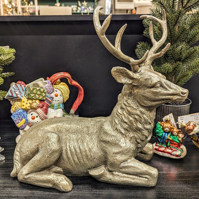 Metal Laying Deer Statue
Grey Gold
Size: 16x15.5